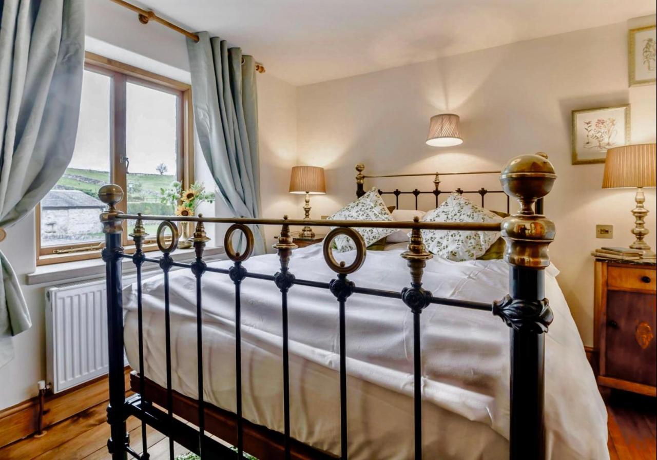 Red Lion House Villa Hartington Bagian luar foto